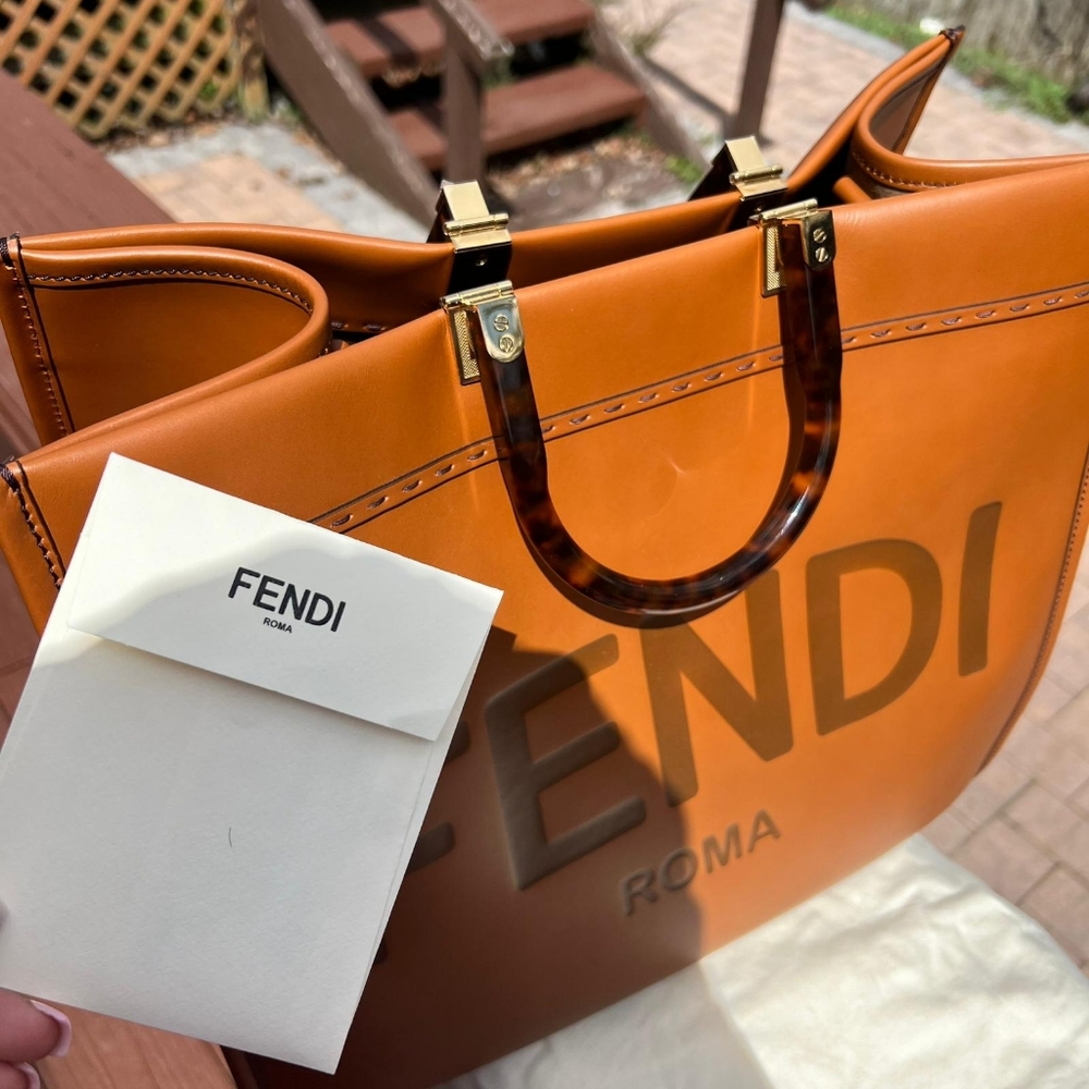 AUTHENTIC FENDI SUNSHINE LARGE BROWN BAG.